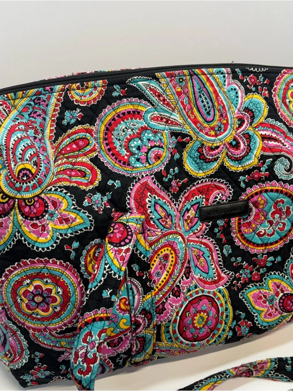 Vera Bradley Quilted Weekend Travel Duffle Bag~ Retired Parisian Paisley Print - Picture 2 of 9